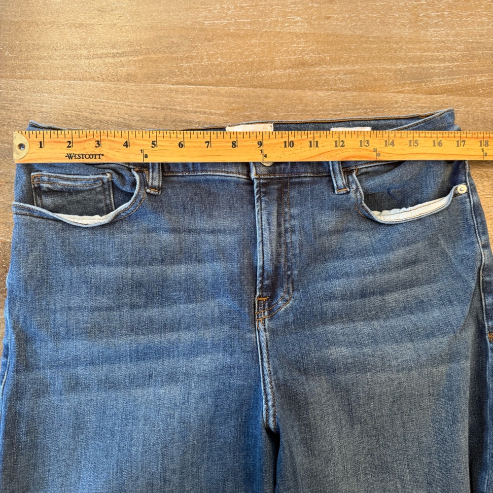 Frame Denim Le High Straight in Bestia (medium wash) size 33 - Picture 8 of 13